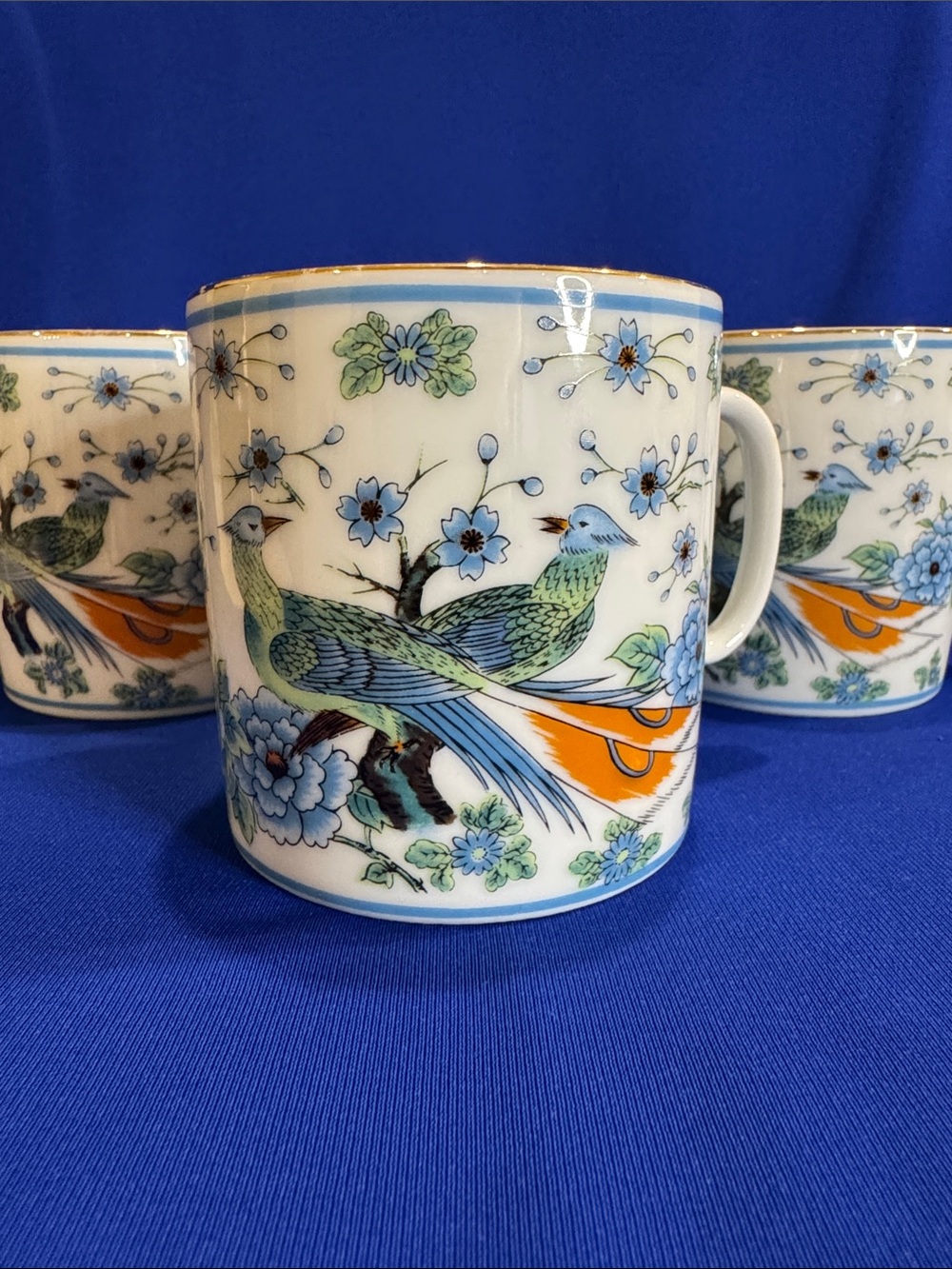 VTG Imari Ware Porcelain Mugs/Teacups Blue Peacocks & Floral Pattern (Set of 4)